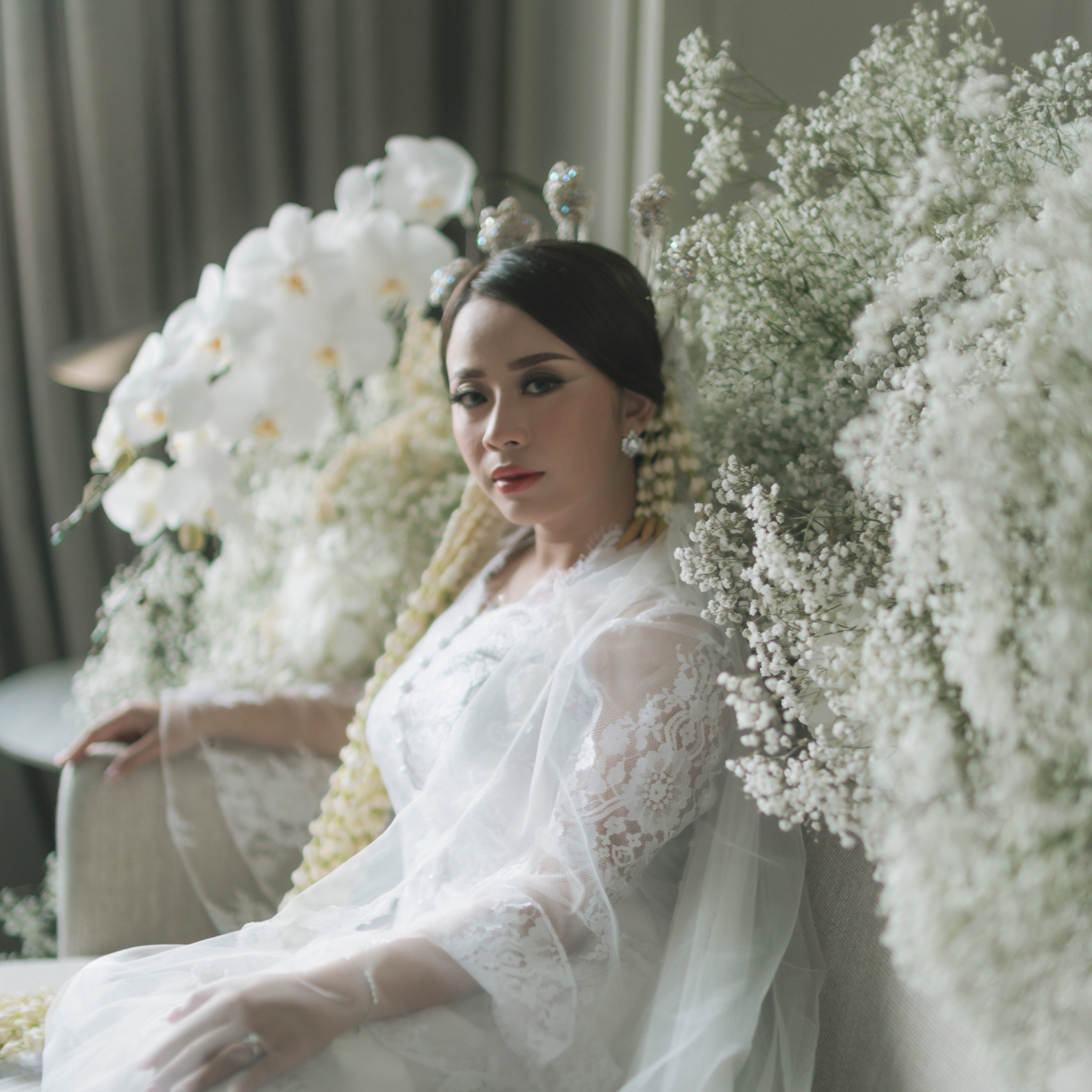 B&B - Bridal Sofa